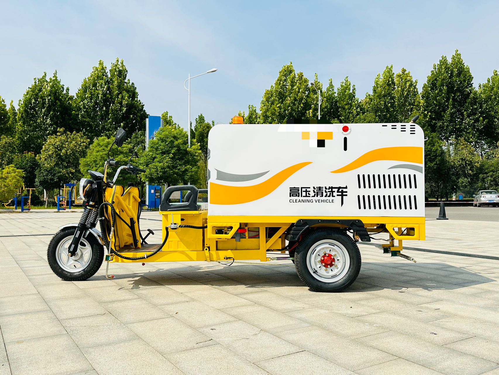 SQX11 Electric floor washing tricycle